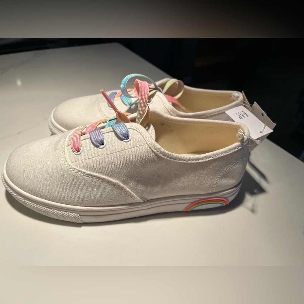 NWT canvas rainbow sneakers. Gap kids.  Little Girls size 2.